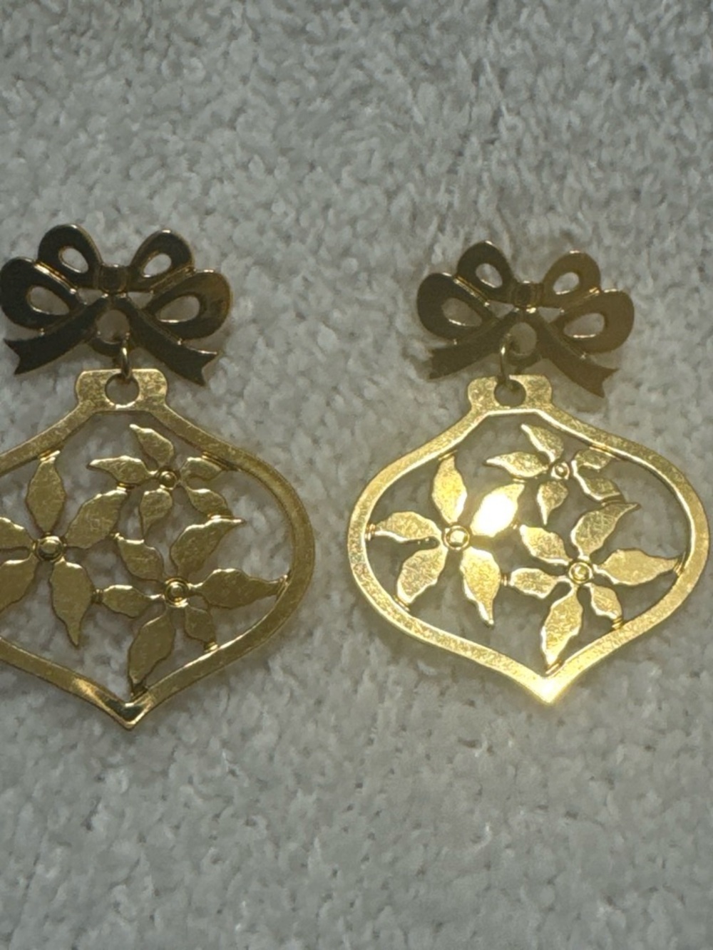 Avon Gold Floral Bow Drop Earrings - Women Jewelry